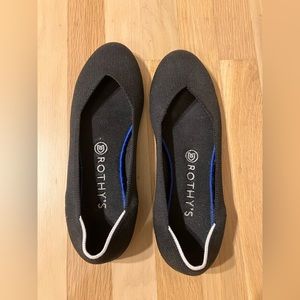 Black Rothy’s Flat Round Toe Shoes